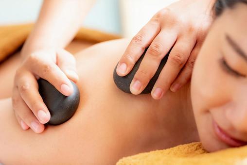 ホットストーン - 江坂駅徒歩3分のプライベートエステサロン